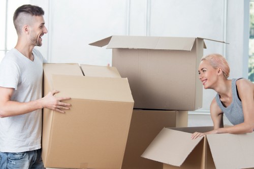 Residential moving truck support for flats and apartments in Paddington